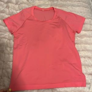 Swiftly tech 2.0 Short Sleeve, like new